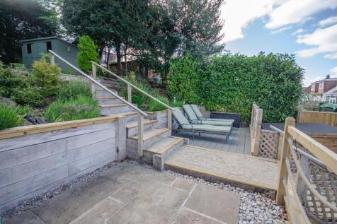 Rear garden pic 5.jpg