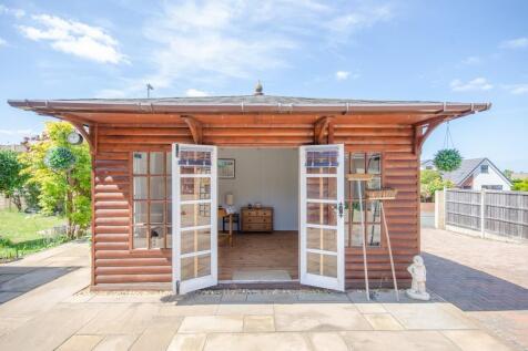 Summer house.jpg