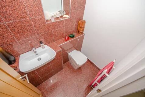 Cloakroom.jpg