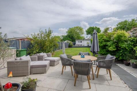 Rear garden.jpg