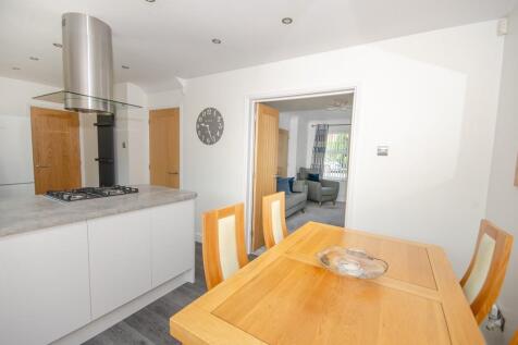 Kitchen-diner pic 3.jpg