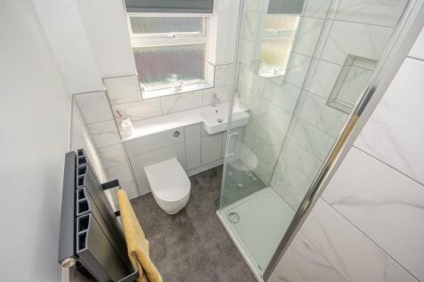 Ensuite.jpg
