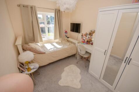 Bedroom 3.jpg