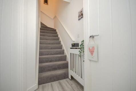 Entrance hall.jpg