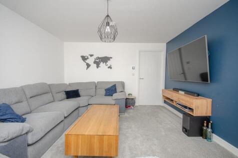 Lounge pic 2.jpg