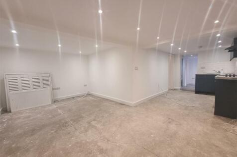 Basement Living area.jpeg