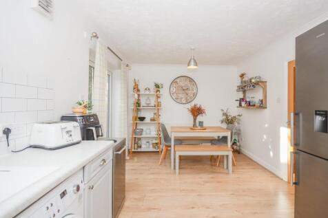 Kitchen-diner pic 2.jpg