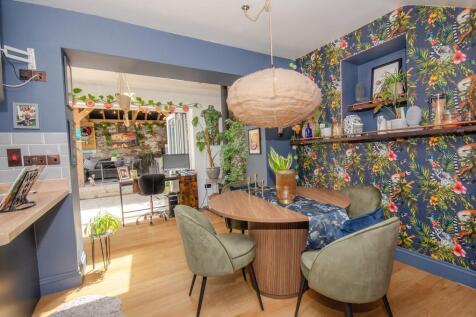Dining area.jpg
