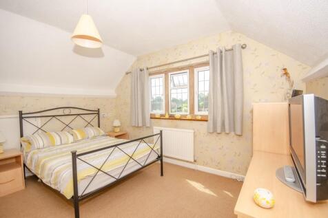 Bedroom 2.jpg