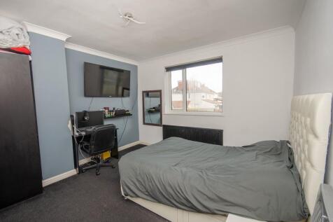 Bedroom 2.jpg
