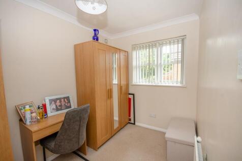 Bedroom 2.jpg