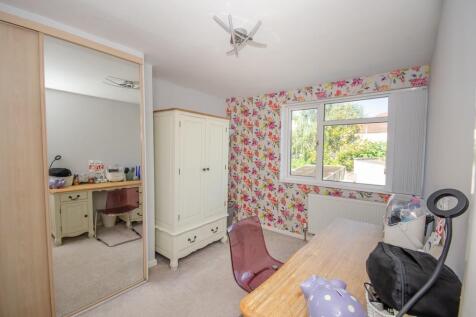 Bedroom 2.jpg