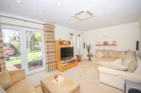Family room.jpg