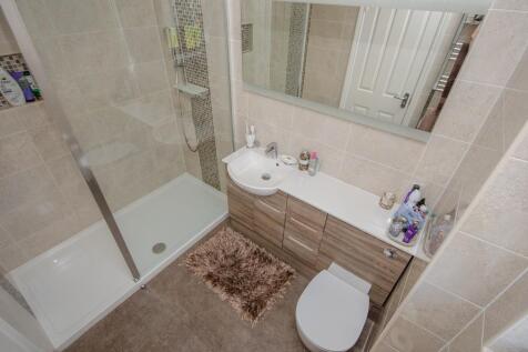 Ensuite.jpg