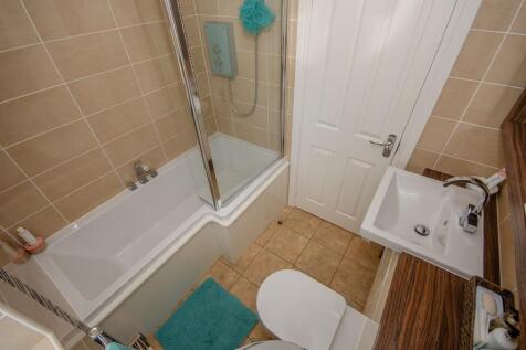 Bathroom.jpg