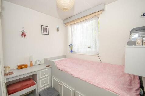 Bedroom 3.jpg