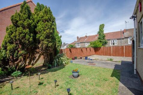 Rear garden.jpg