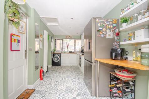 Kitchen.jpg