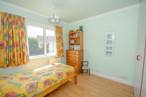 Bedroom 4.jpg