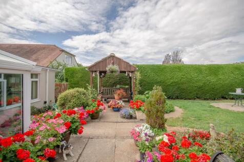 Rewar garden pic 3.jpg