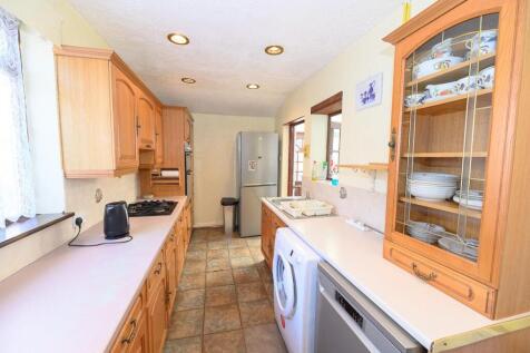 Kitchen .jpg