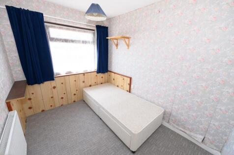 Bedroom 3.jpg