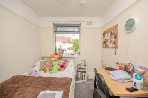 Bedroom 3.jpg
