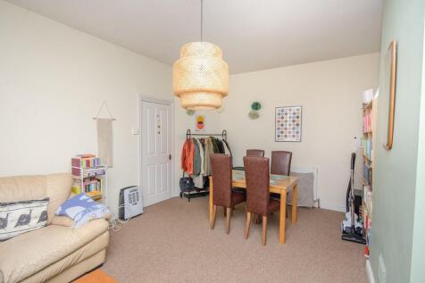 Dining area.jpg