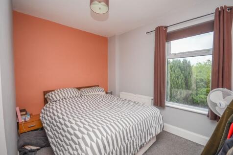 Bedroom one.jpg