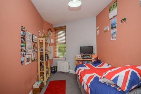 Bedroom two.jpg