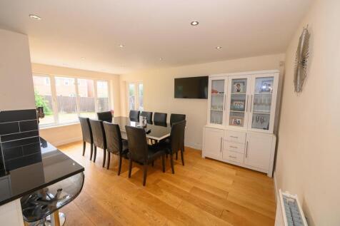 Dining area.jpg