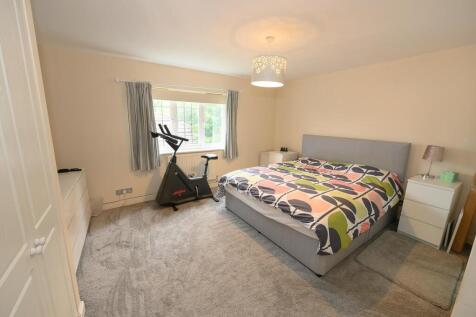 Master bedroom.jpg
