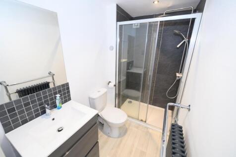 Shower room.jpg