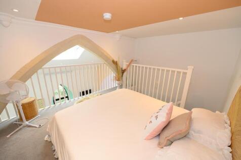 Bedroom.jpg