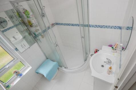 Shower room.jpg