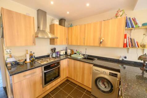 Kitchen pic 2.jpg