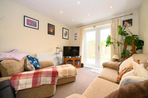 Lounge pic 2.jpg
