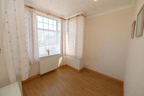 Bedroom 3.jpg