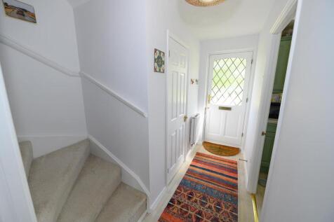 Entrance hall.jpg