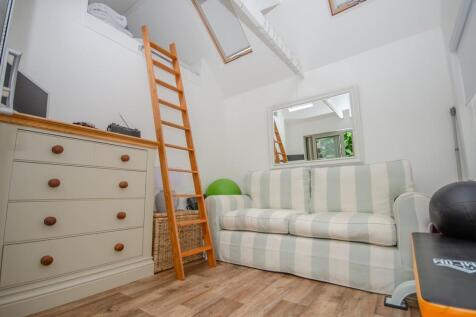 Garden room pic 2.jpg