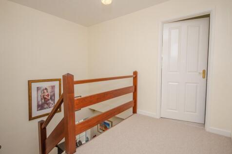 First floor landing.jpg