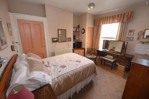 Bedroom 2.jpg
