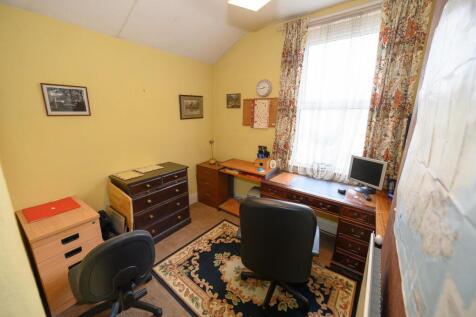 Bedroom 3.jpg