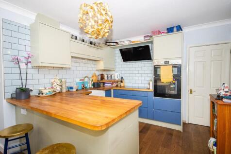 Kitchen.jpg
