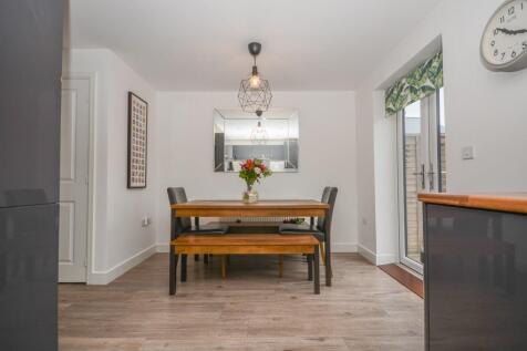 Dining area.jpg