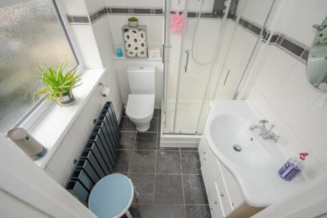 Shower room.jpg