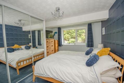Bedroom two.jpg
