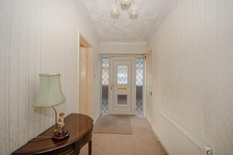 Entrance hall.jpg