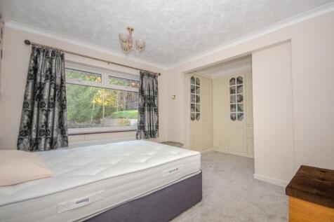 Bedroom one.jpg