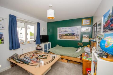 Bedroom 2.jpg